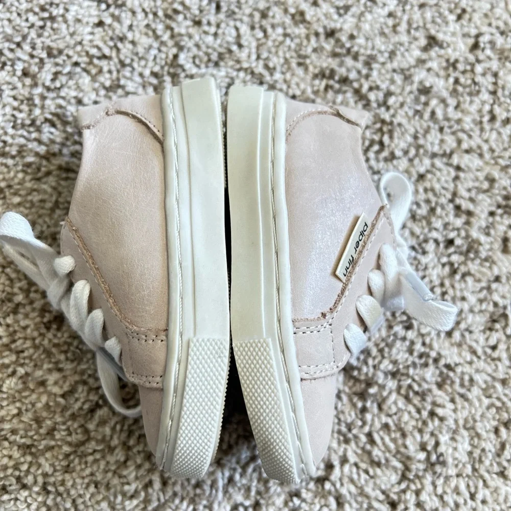 Piper Finn Kids Leather Sneakers Champagne Pink Lace Up Low Top‎ Shoes Size 3